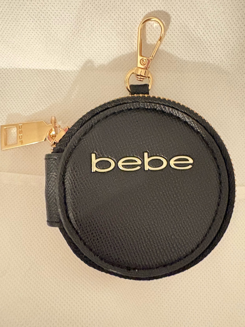 BEBE Coin Key Round Zip Pouch W/ Clip Purse Accessory
